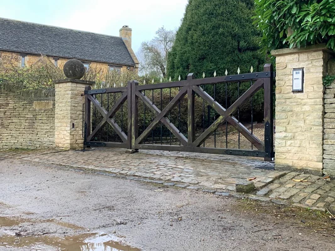 8 — installation by Complete Gate Automation