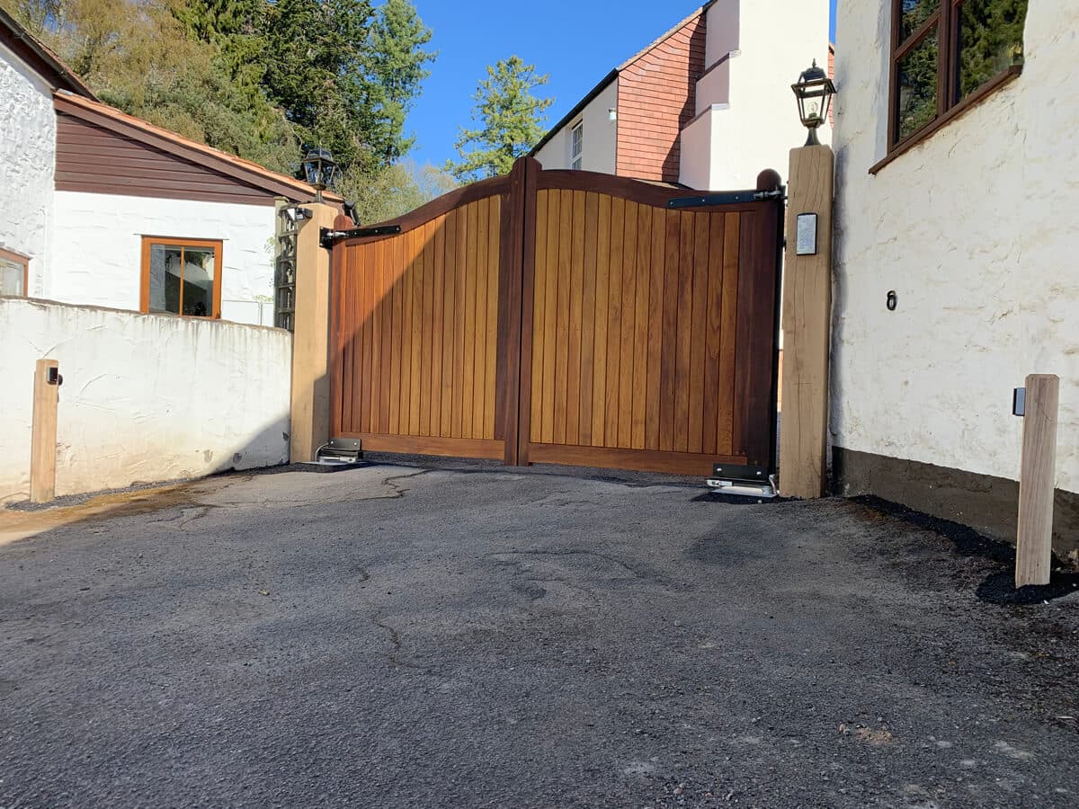 Gate automation project — installation by Complete Gate Automation