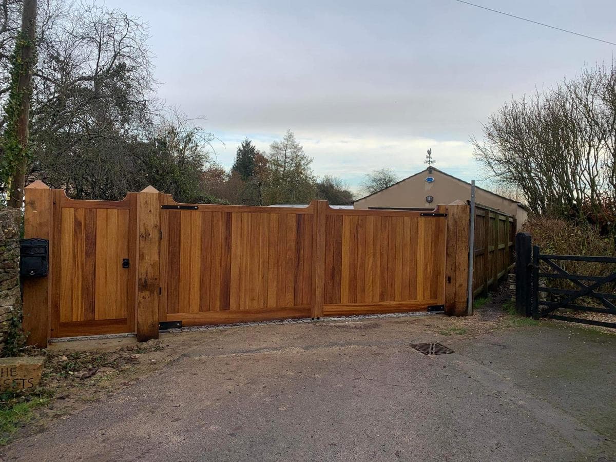 Straight top Andon — installation by Complete Gate Automation